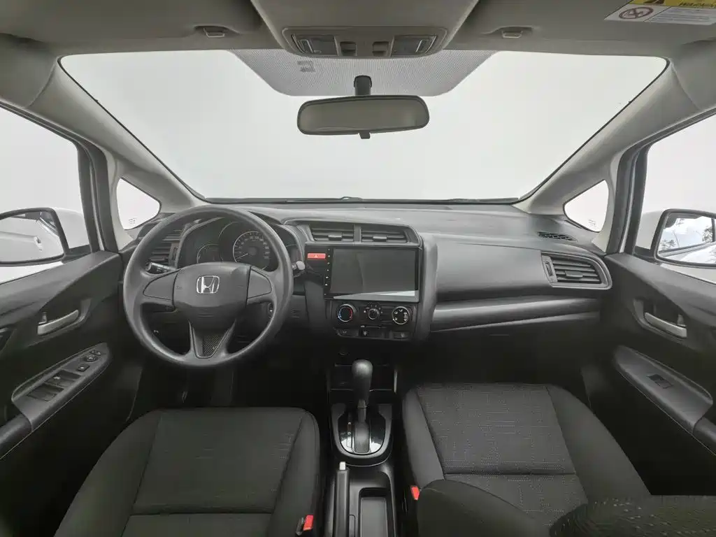 Honda Fit — миниатюра 5