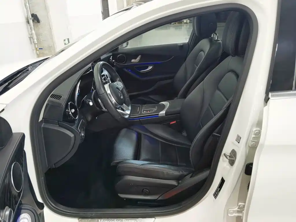 Mercedes-Benz C-Class — миниатюра 10