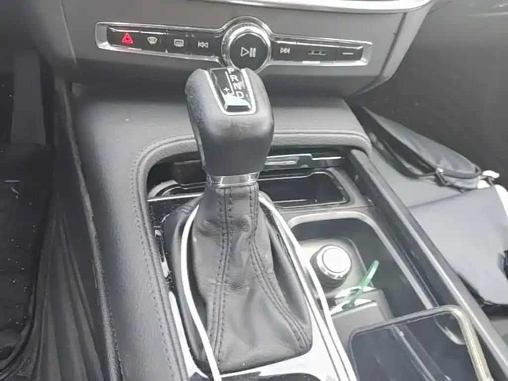 Volvo S90 — миниатюра 14