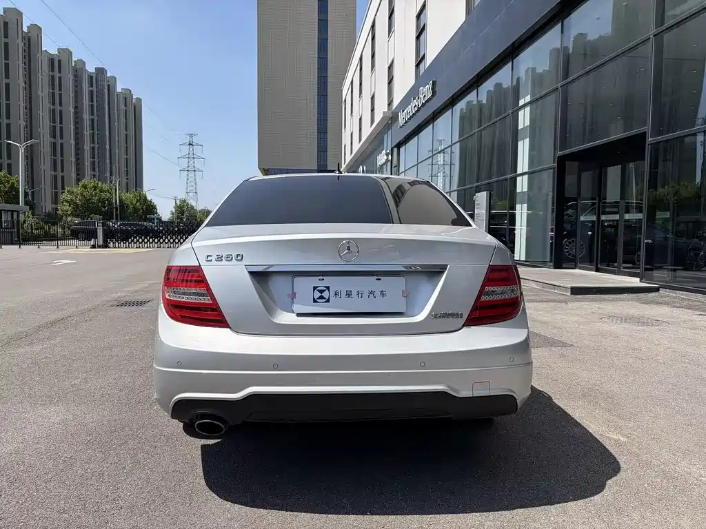 Mercedes-Benz C-Class — миниатюра 15