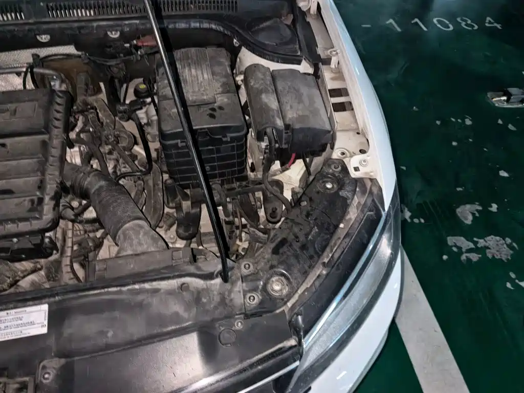 Volkswagen Sagitar — миниатюра 21