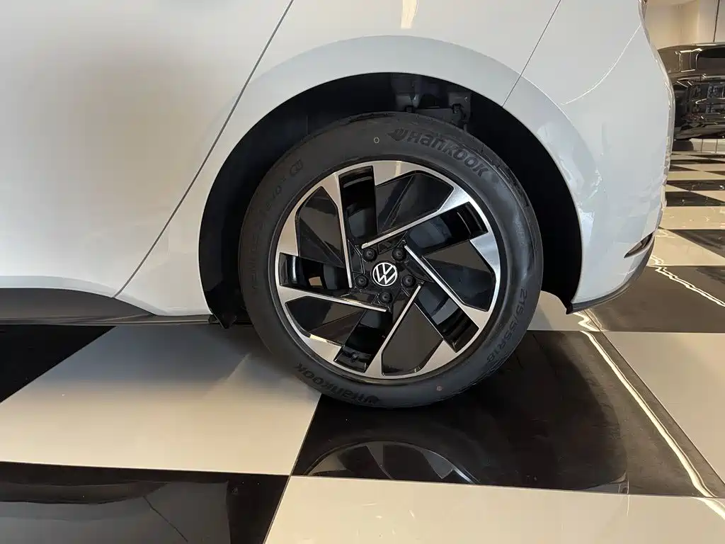 Volkswagen ID.3 — миниатюра 11