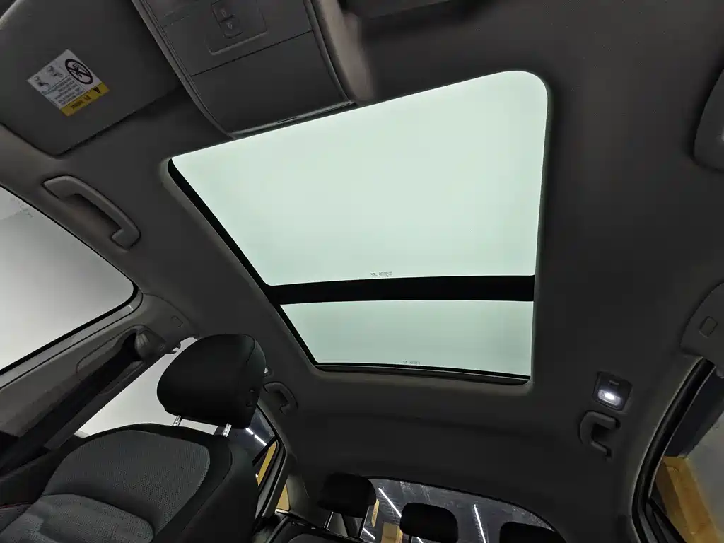 Volkswagen Tiguan X — миниатюра 15