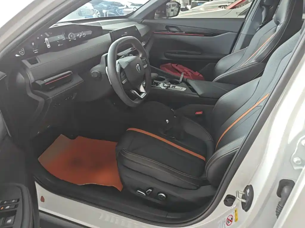Changan UNI-V — миниатюра 15