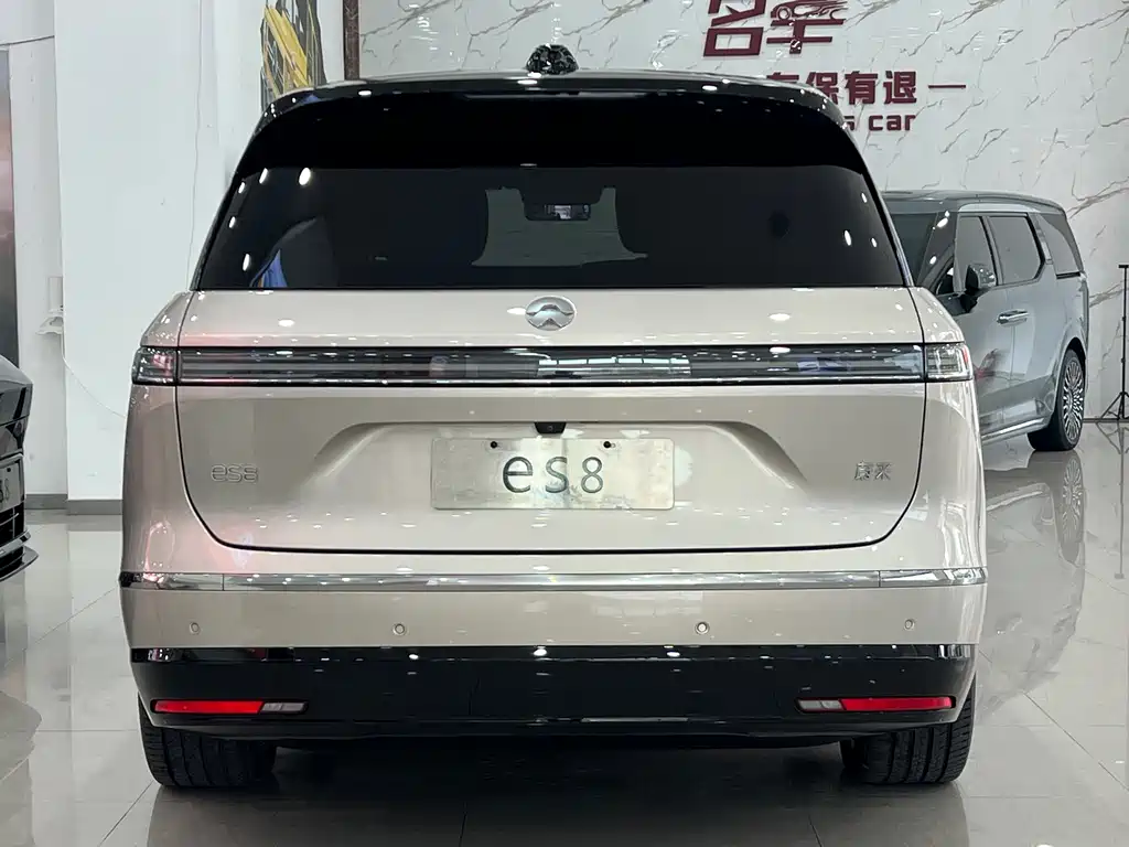 NIO ES8 — миниатюра 5