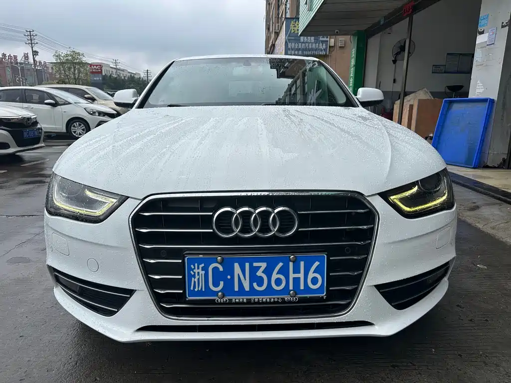 Audi A4L 2016