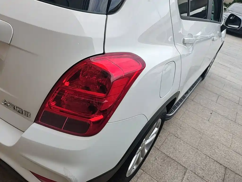 Chevrolet Trax — миниатюра 8