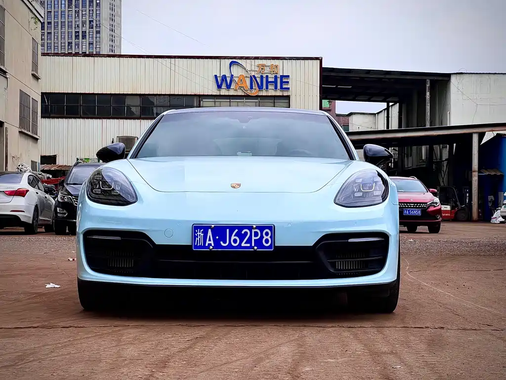 Porsche Panamera — миниатюра 2