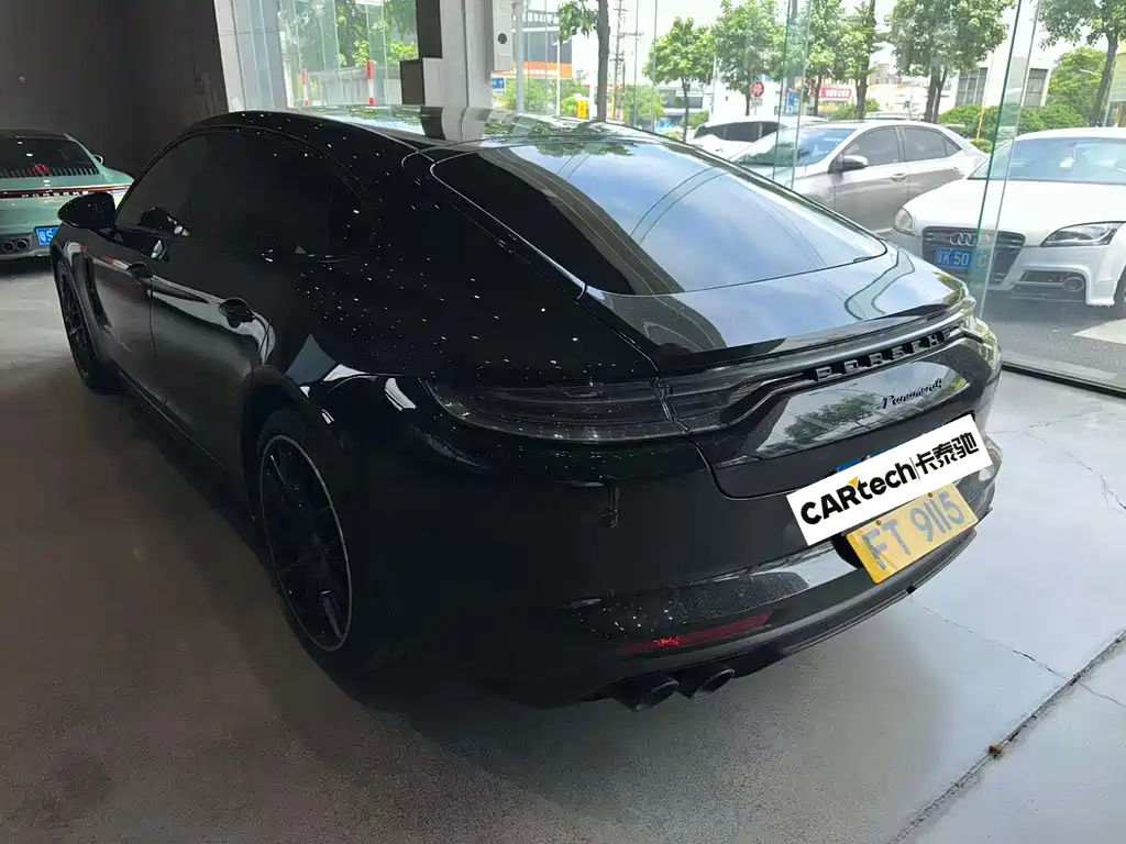 Porsche Panamera — миниатюра 8