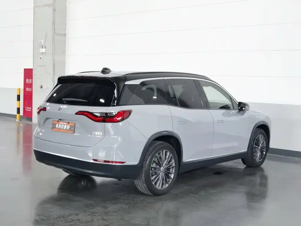 NIO ES8 — миниатюра 2