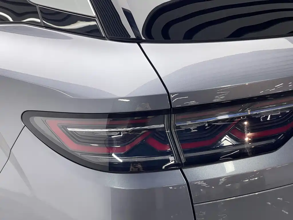 BYD L DM-i — миниатюра 20