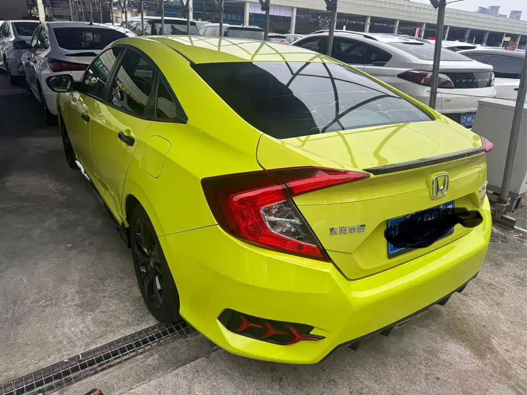 Honda Civic — миниатюра 13