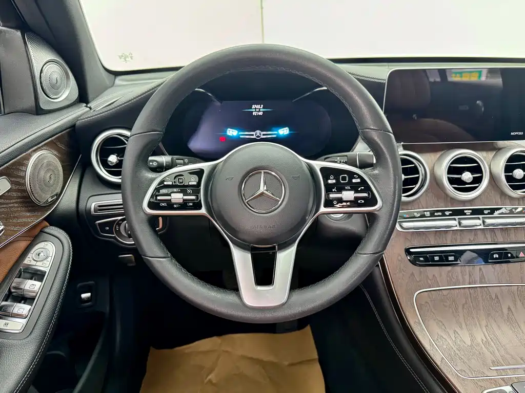 Mercedes-Benz GLC — миниатюра 16