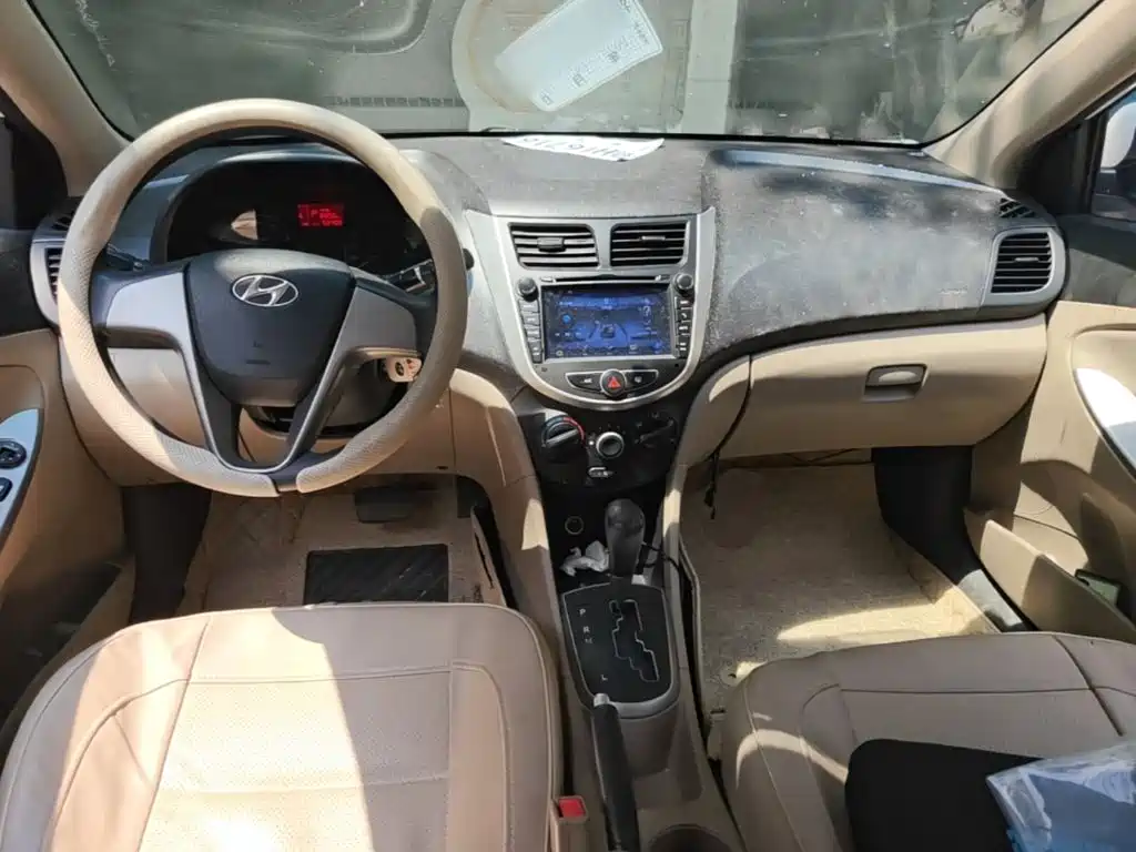 Hyundai Verna — миниатюра 10