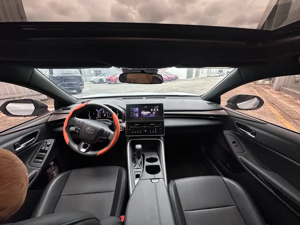 Toyota Avalon — миниатюра 9