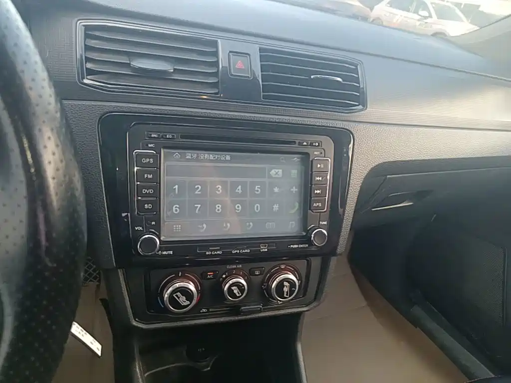 Volkswagen Santana — миниатюра 13