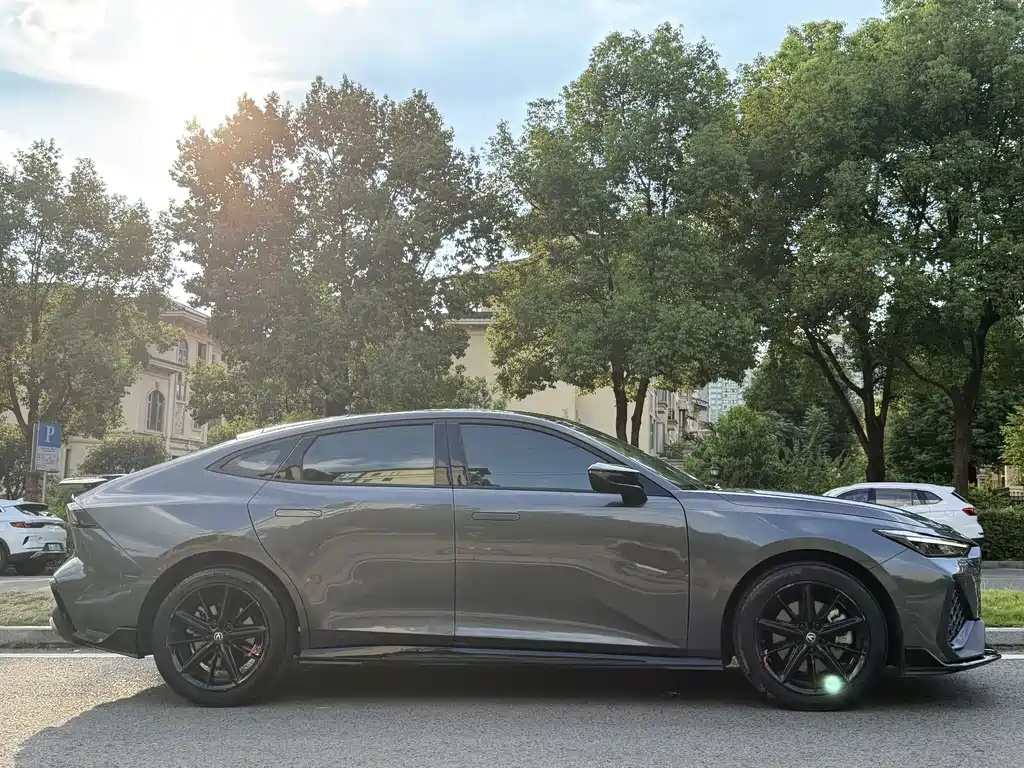 Changan UNI-V — миниатюра 4