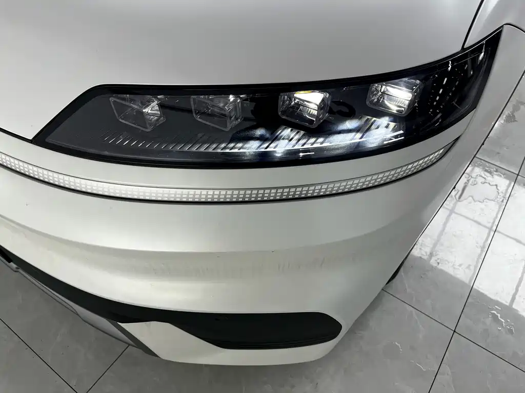 Hyundai EO — миниатюра 6