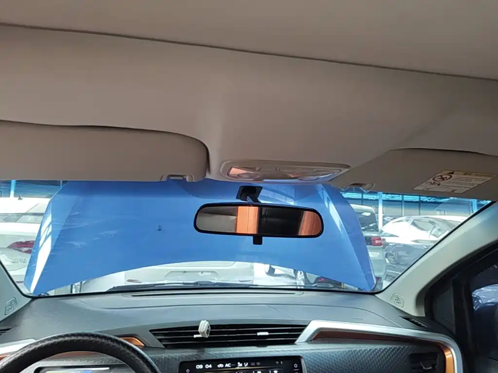 Geely Vision X1 — миниатюра 18