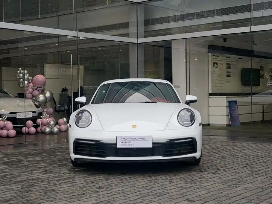 Porsche 911 2023 Carrera 3.0T