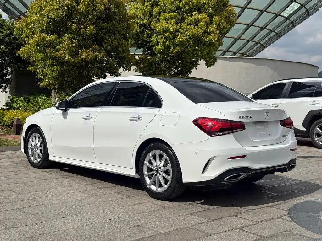 Mercedes-Benz A-Class A 2021 A 200 L Sport