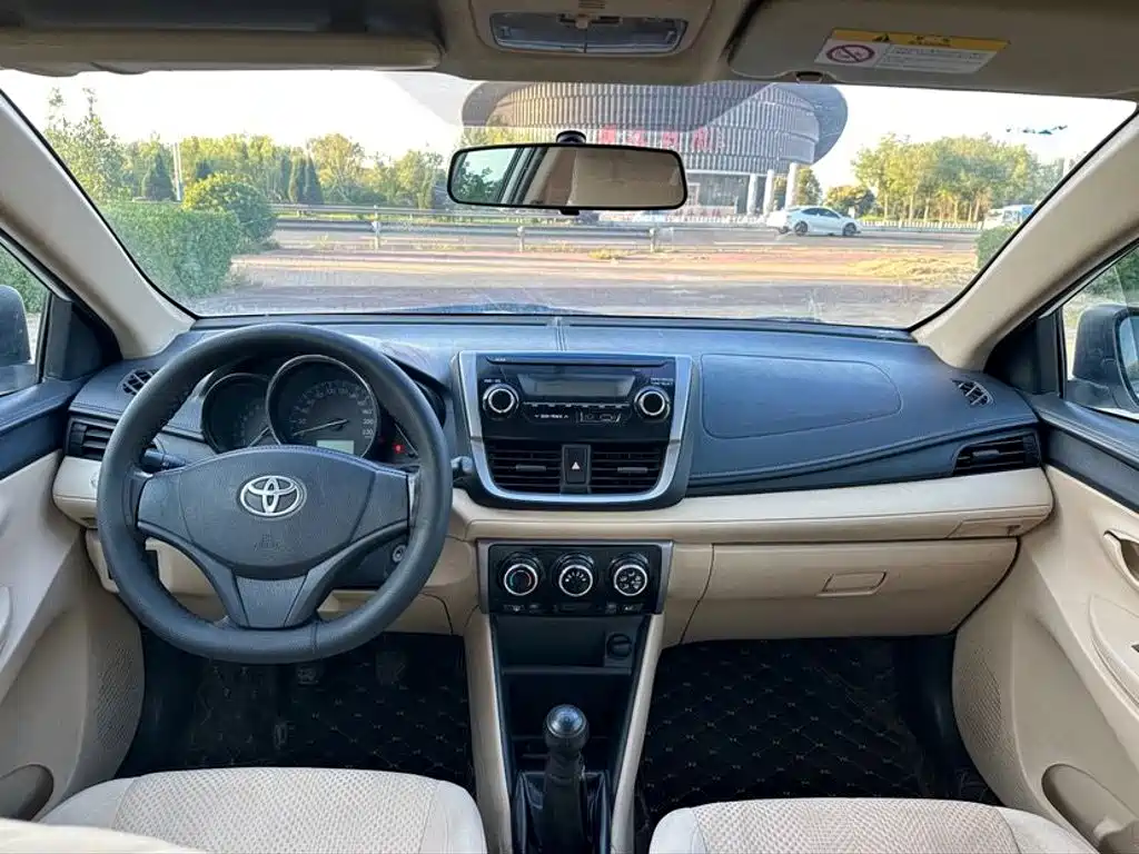 Toyota Vios — миниатюра 9