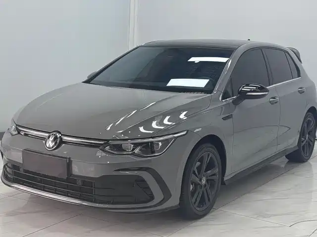 VOLKSWAGEN GOLF 2022