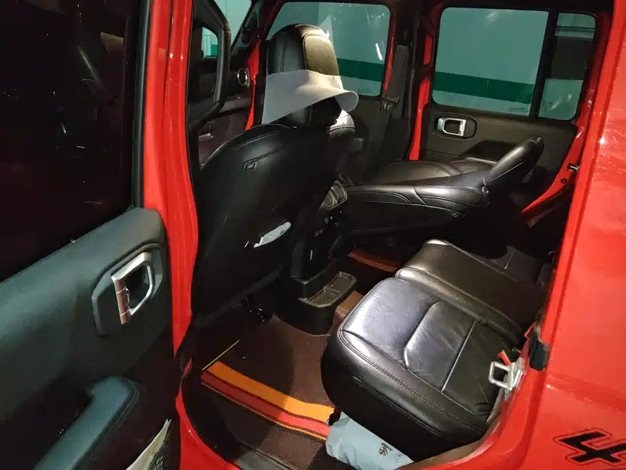 Jeep Wrangler — миниатюра 11