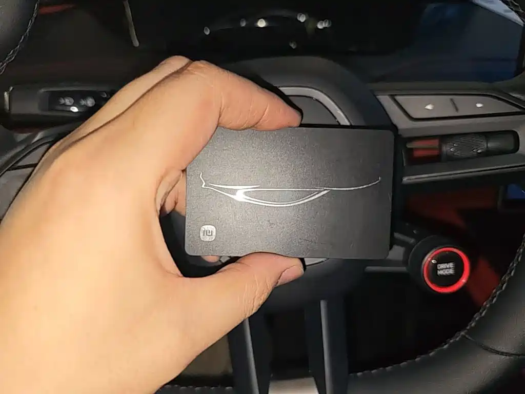 Xiaomi SU7 — миниатюра 9