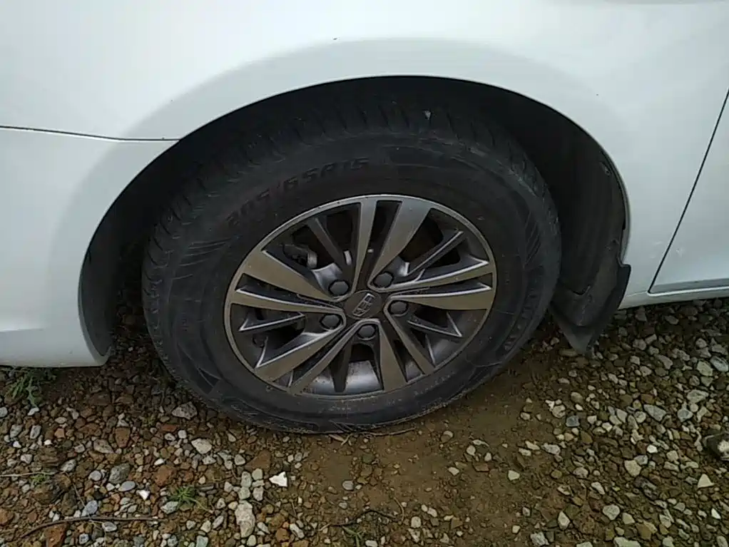Geely Emgrand — миниатюра 23
