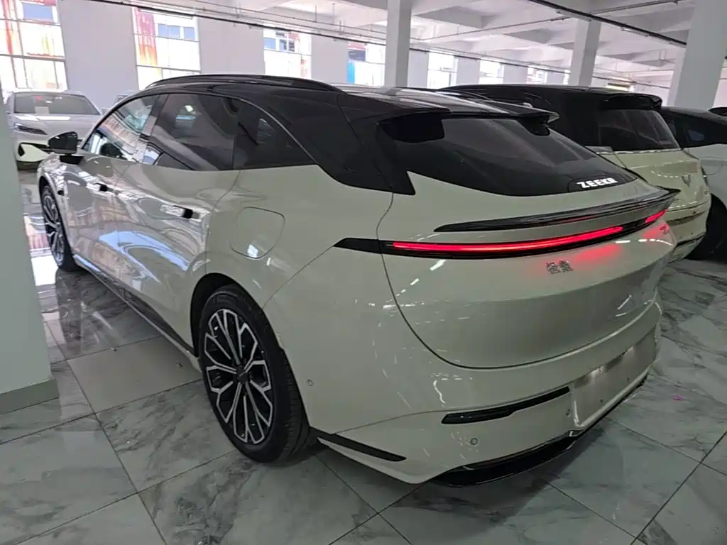 Zeekr Крайний Криптон 007 GT — миниатюра 5