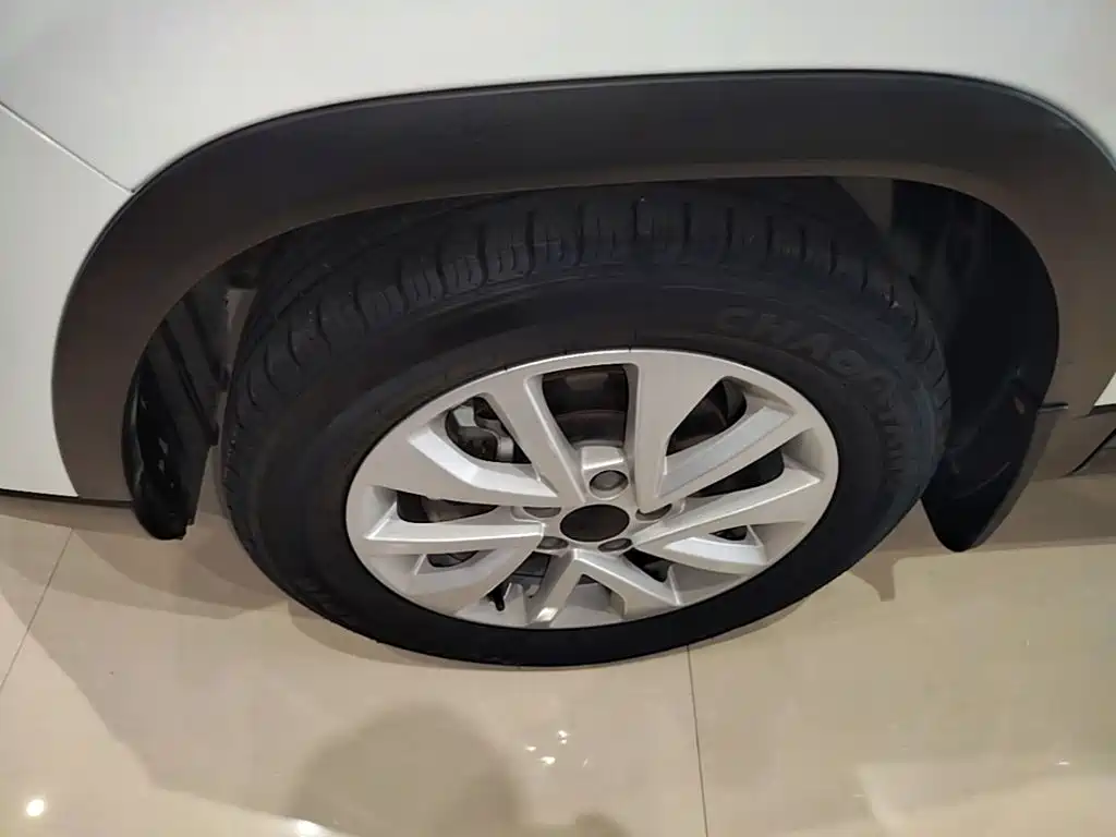 BAIC X3 — миниатюра 23