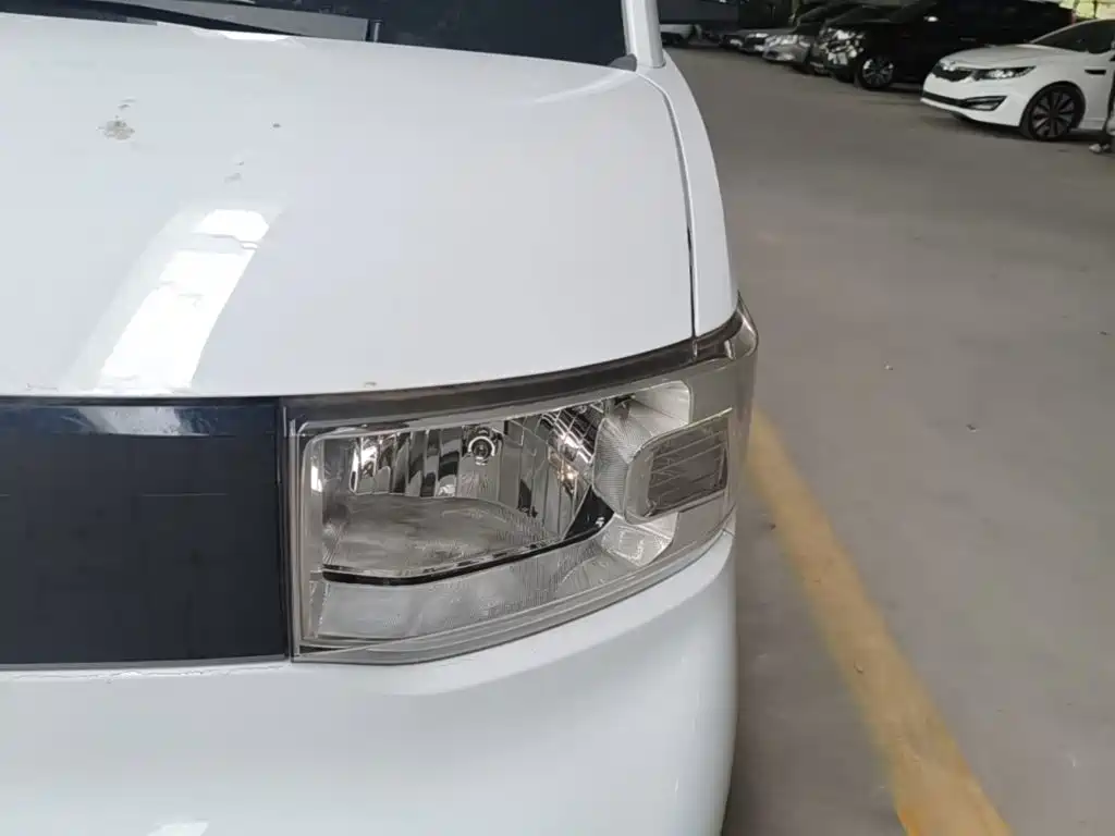 Wuling MINIEV — миниатюра 24