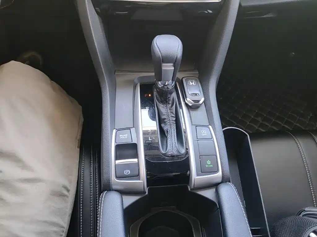 Honda Civic — миниатюра 14