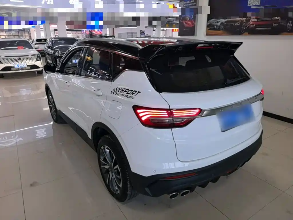Geely Binyue — миниатюра 5