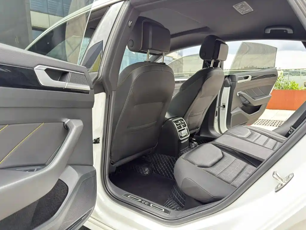 Volkswagen CC — миниатюра 20