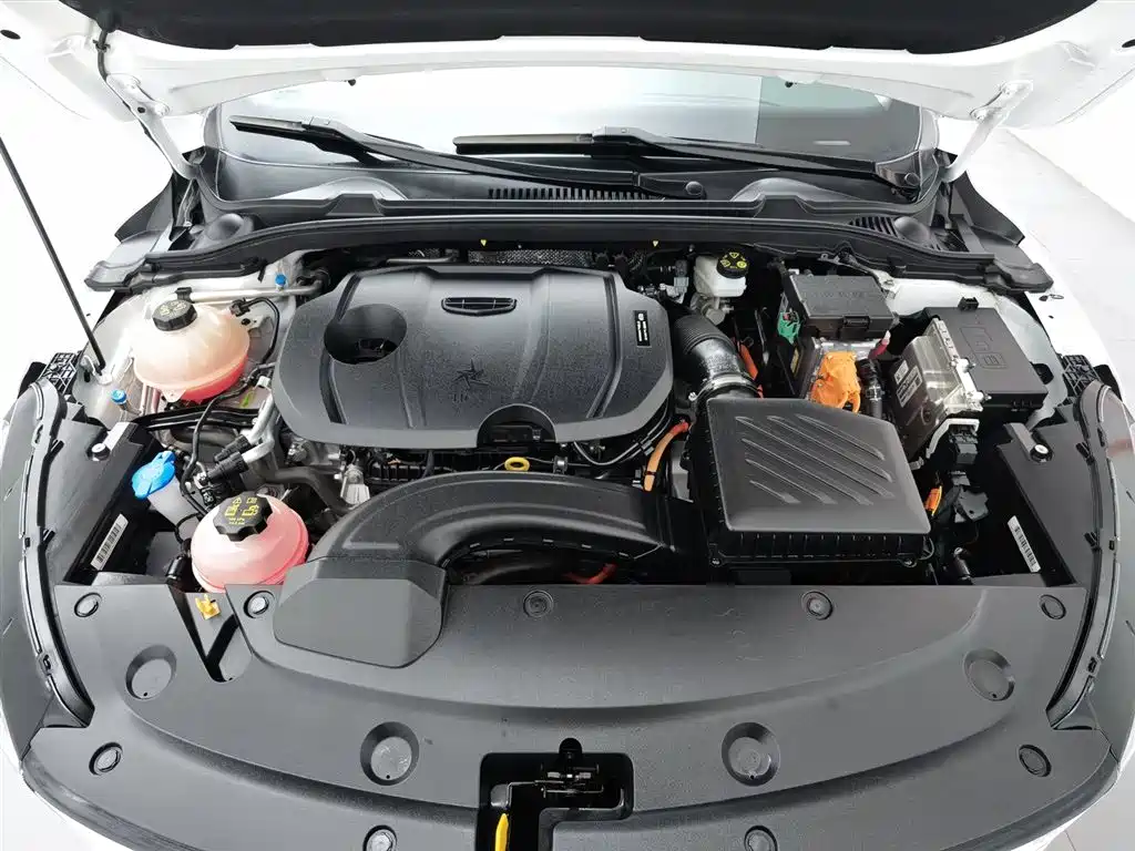 GEELY AUTOMOBILE EMGRAND L HIP