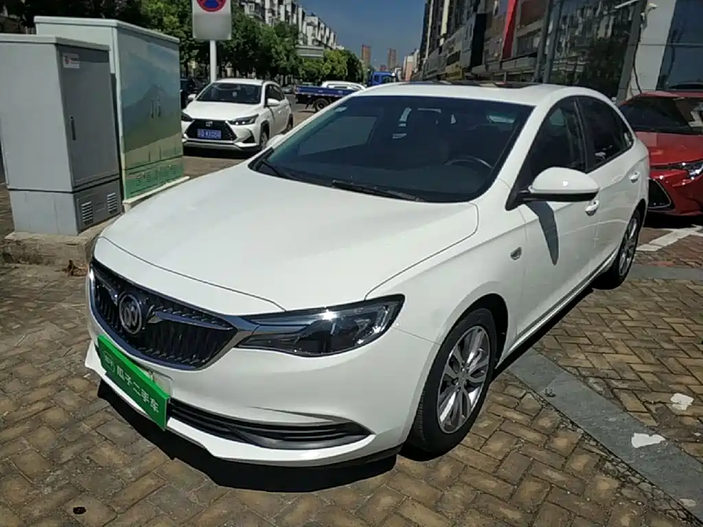 Buick Excelle — миниатюра 2