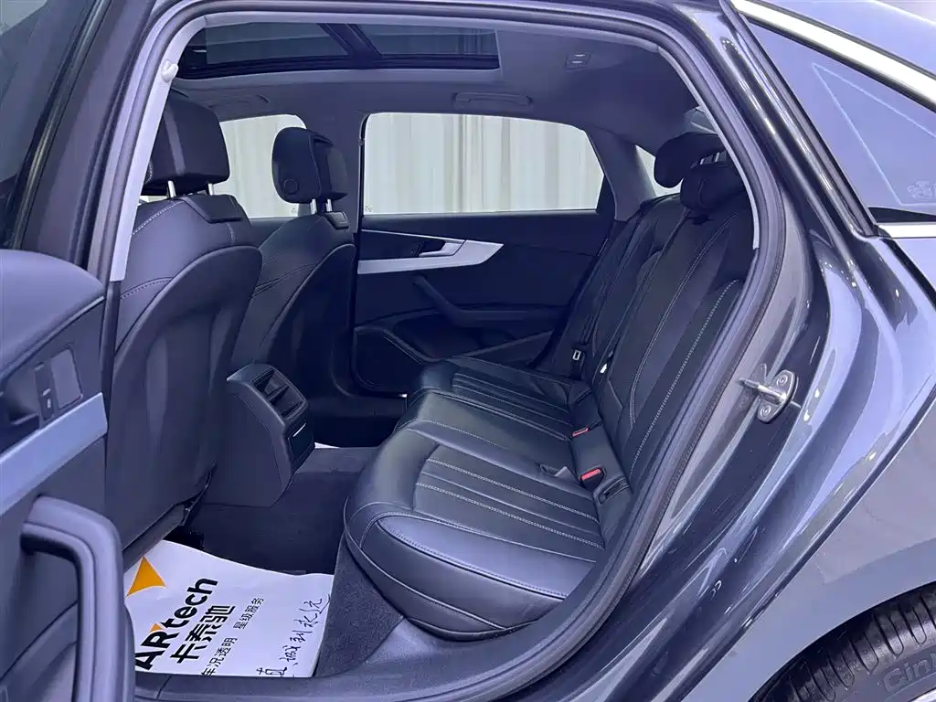 Audi A4L 2022 40 TFSI Fashion