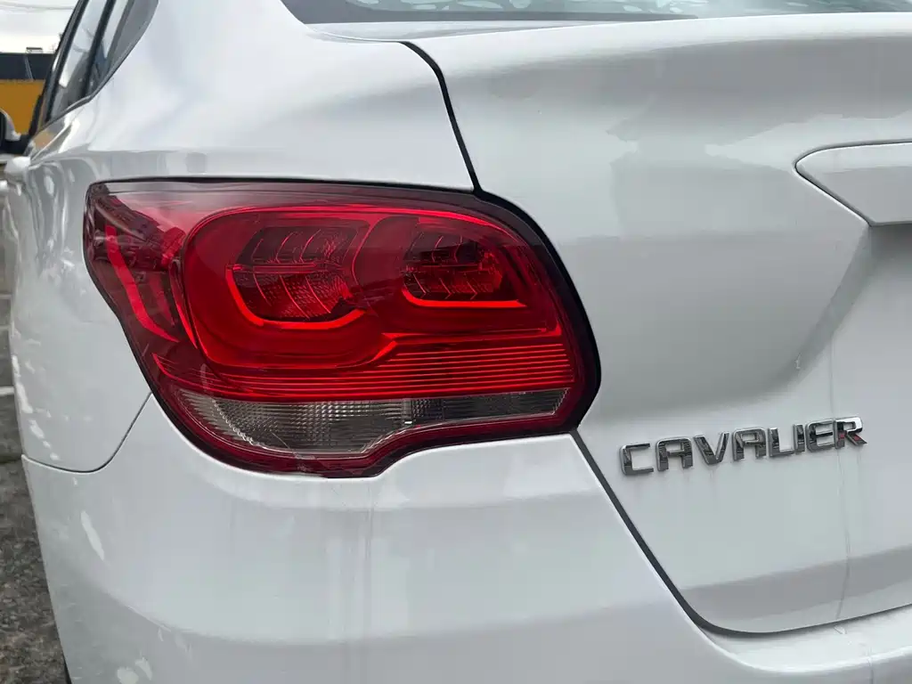 Chevrolet Cavalier — миниатюра 11