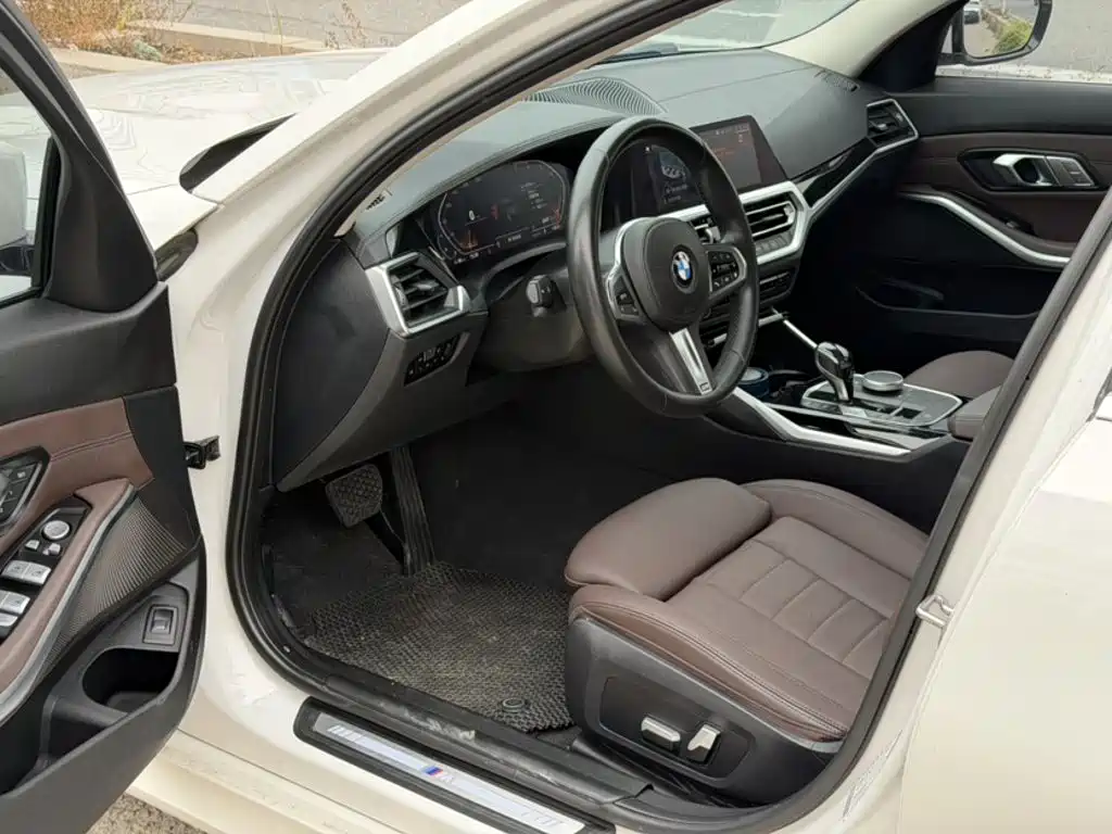 BMW 3 Series — миниатюра 13