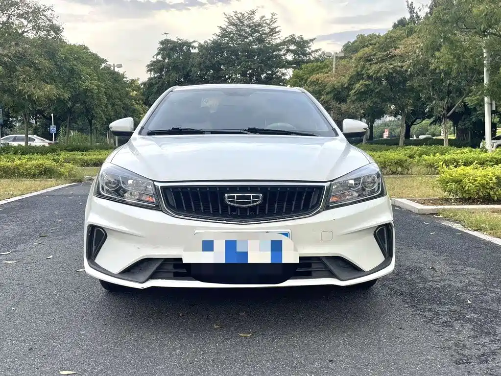 Geely Emgrand — миниатюра 2
