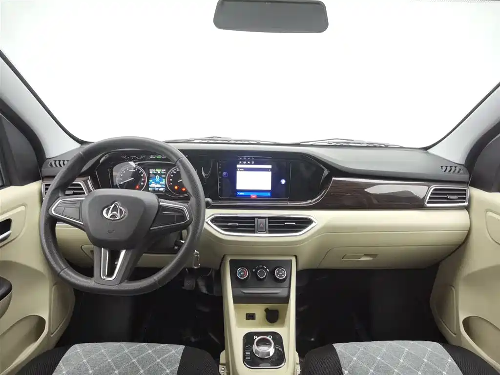 CHANGAN CROSS STAR V7 EV