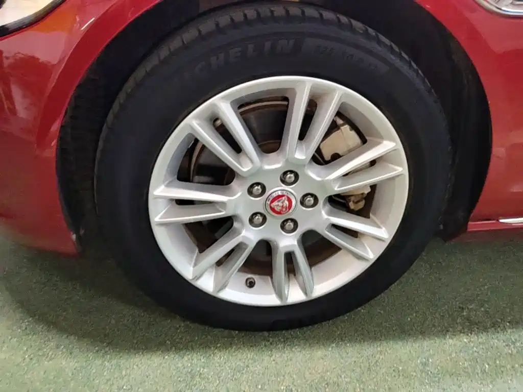 Jaguar XEL — миниатюра 23