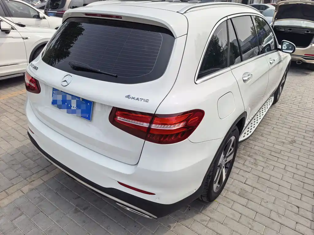 Mercedes-Benz GLC 2017 GLC 260 4MATIC Luxury