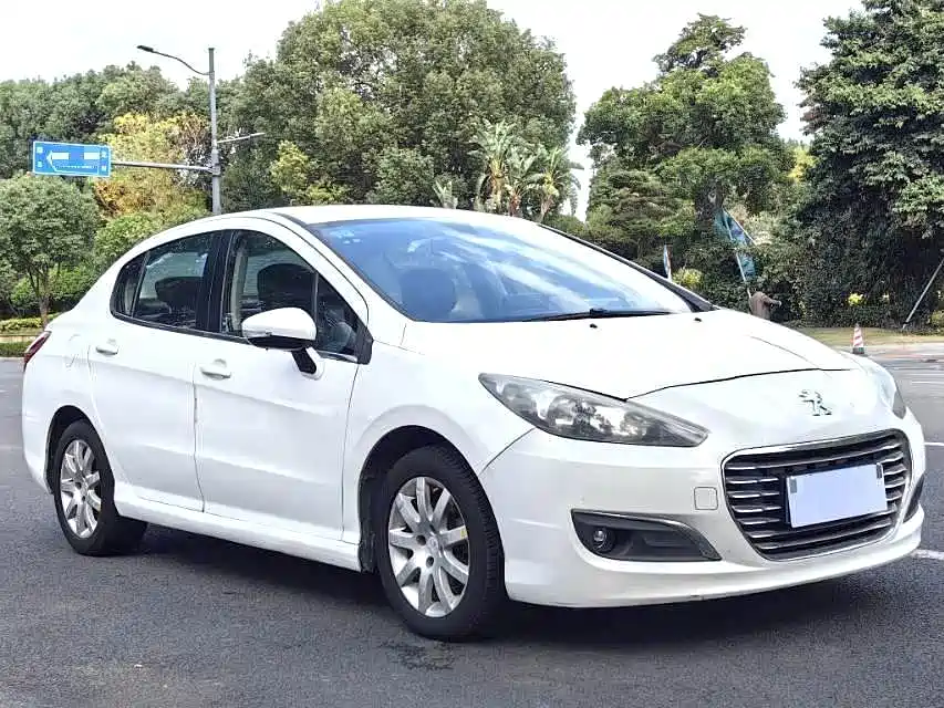 Peugeot 308 — миниатюра 3