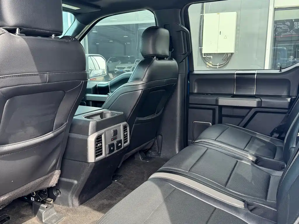 Ford F-150 Raptor — миниатюра 4