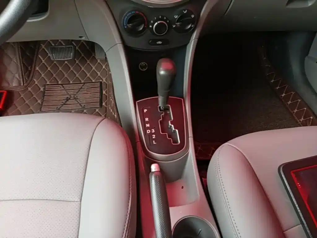 Hyundai Verna — миниатюра 14