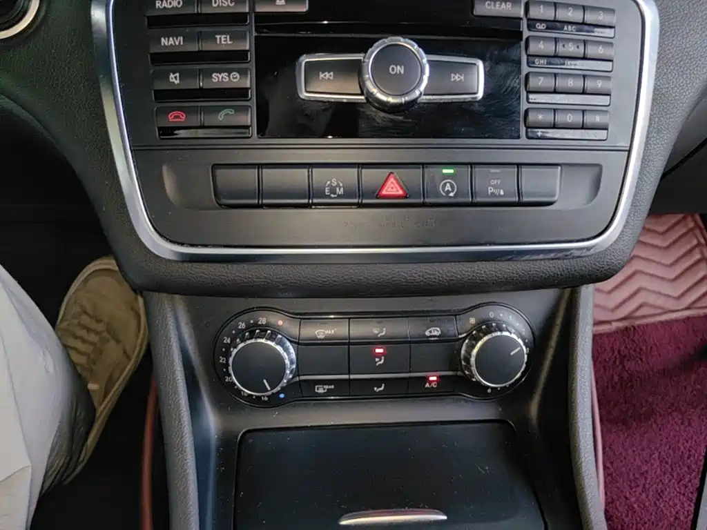 Mercedes-Benz GLA — миниатюра 13