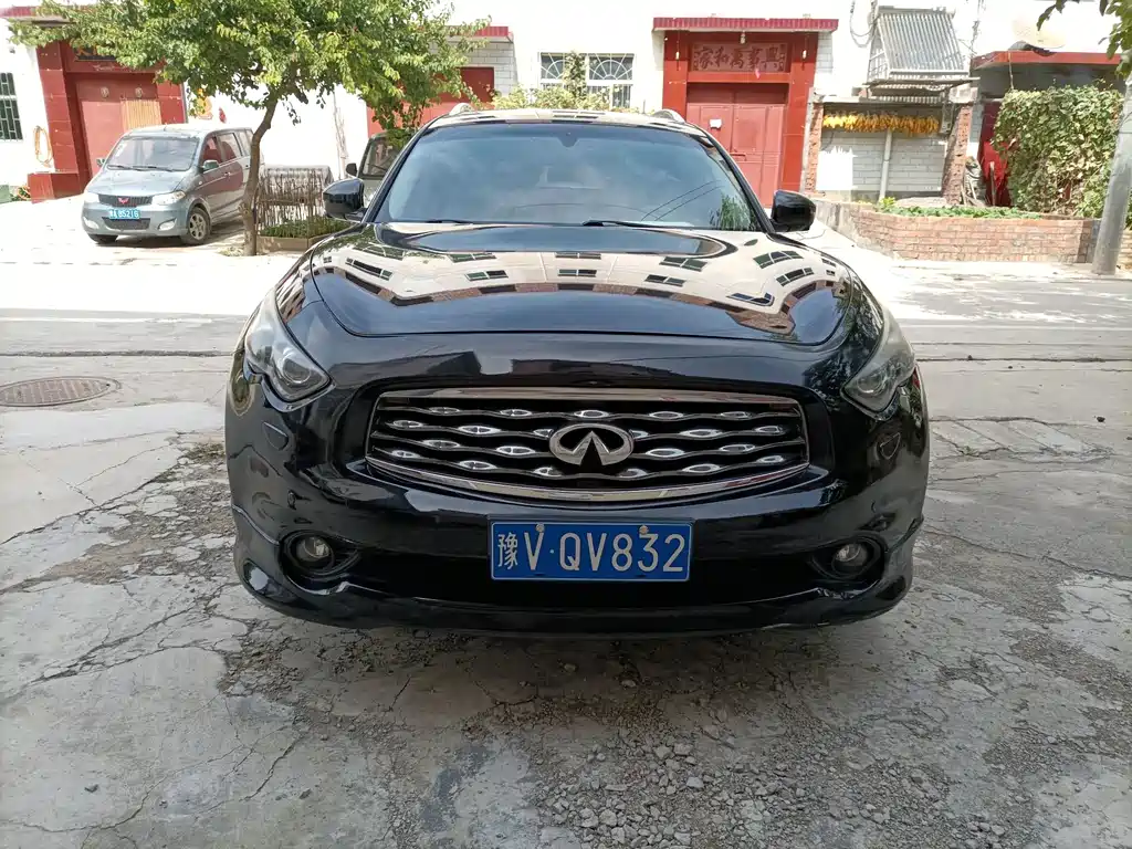 Infiniti FX — миниатюра 3